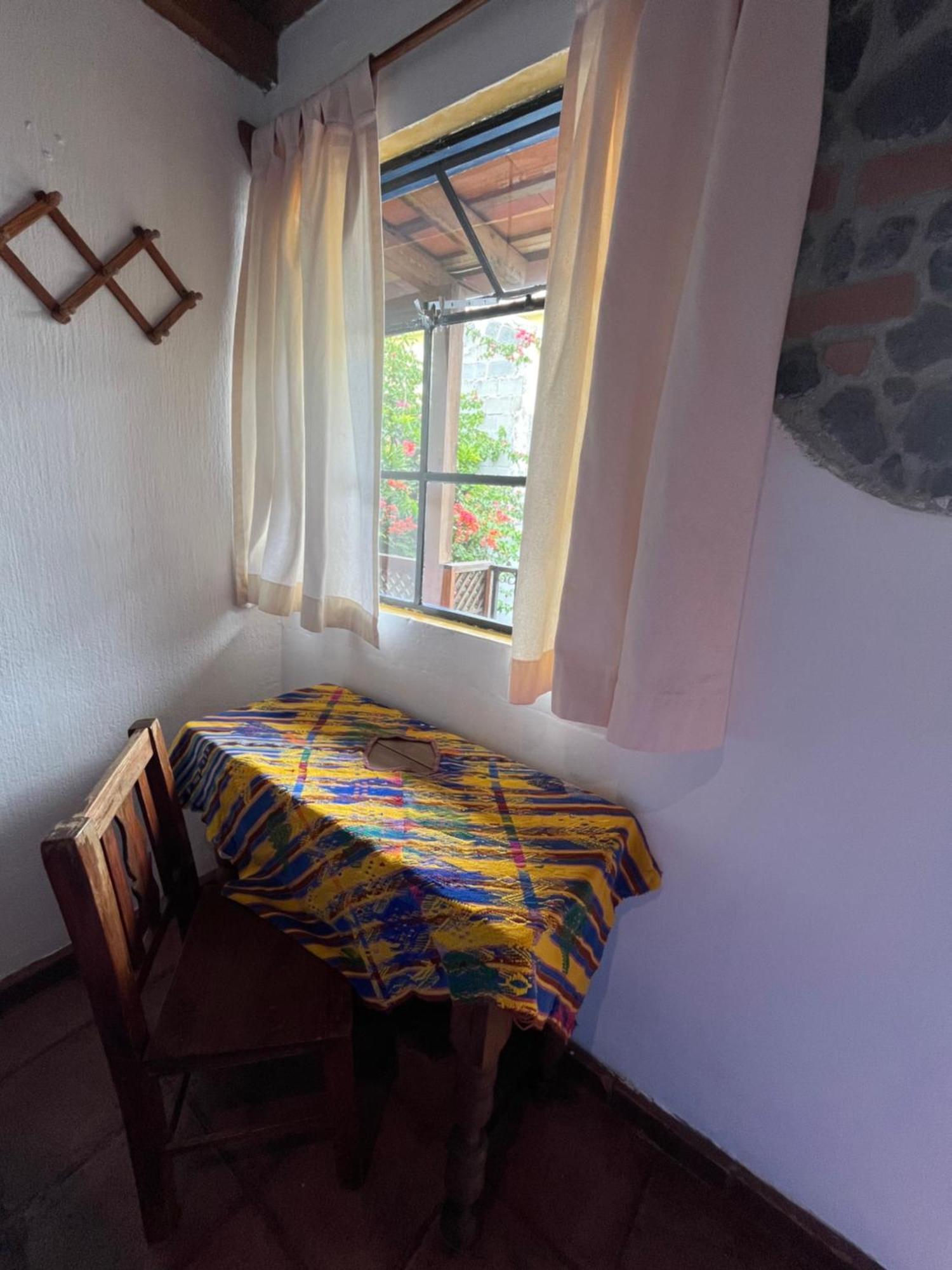 Yellow House Hostel B&B Antigua Luaran gambar